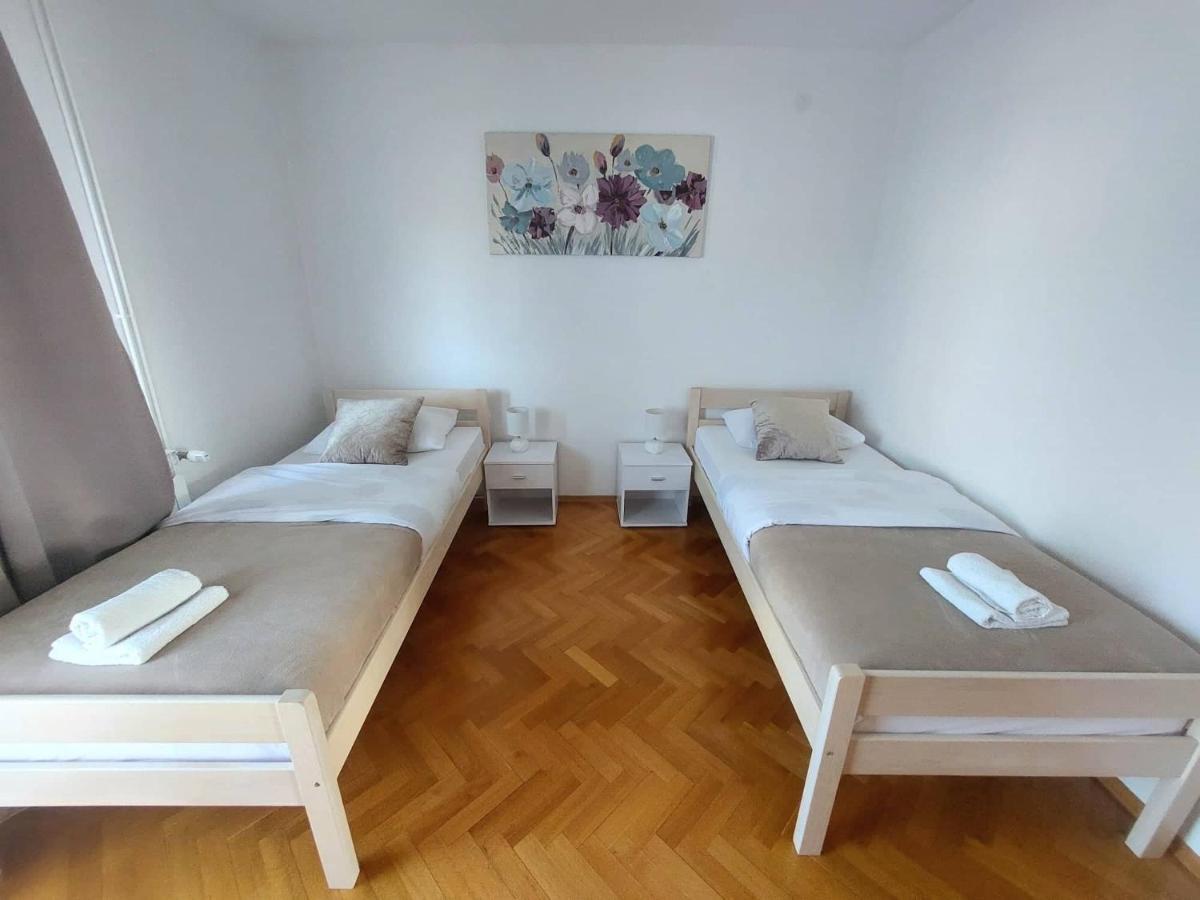 Dream Apartment Otocac Ngoại thất bức ảnh